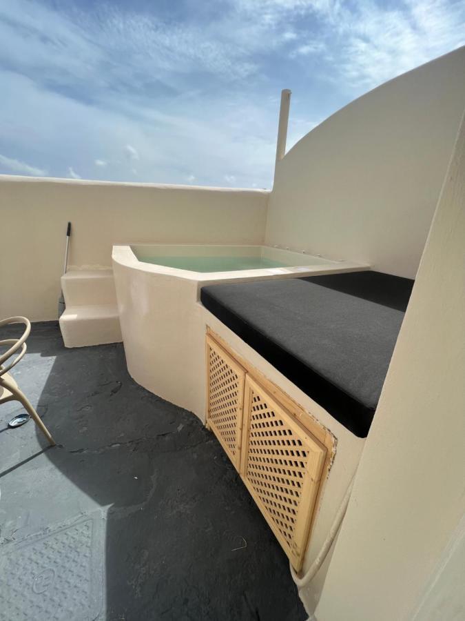 Blackrock Suites คาร์เทราดอส ภายนอก รูปภาพ