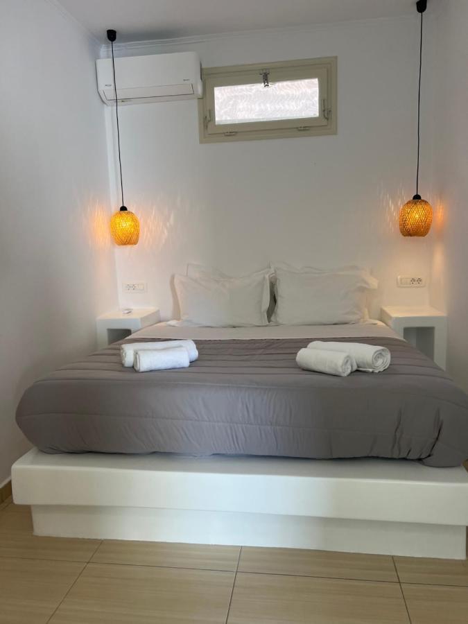Blackrock Suites คาร์เทราดอส ภายนอก รูปภาพ
